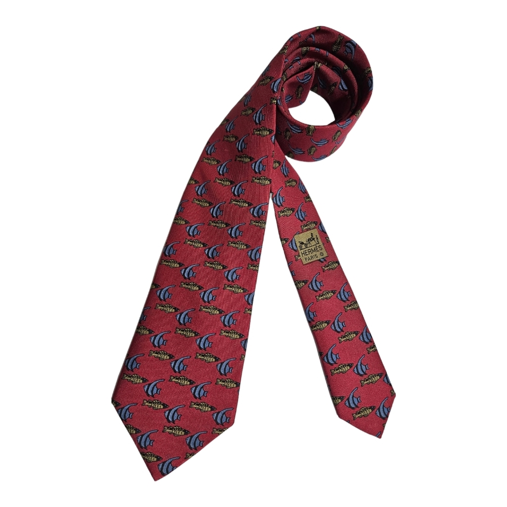 HERMÈS 7336 EA Red Fish Silk LUXURY Tie FRANCE